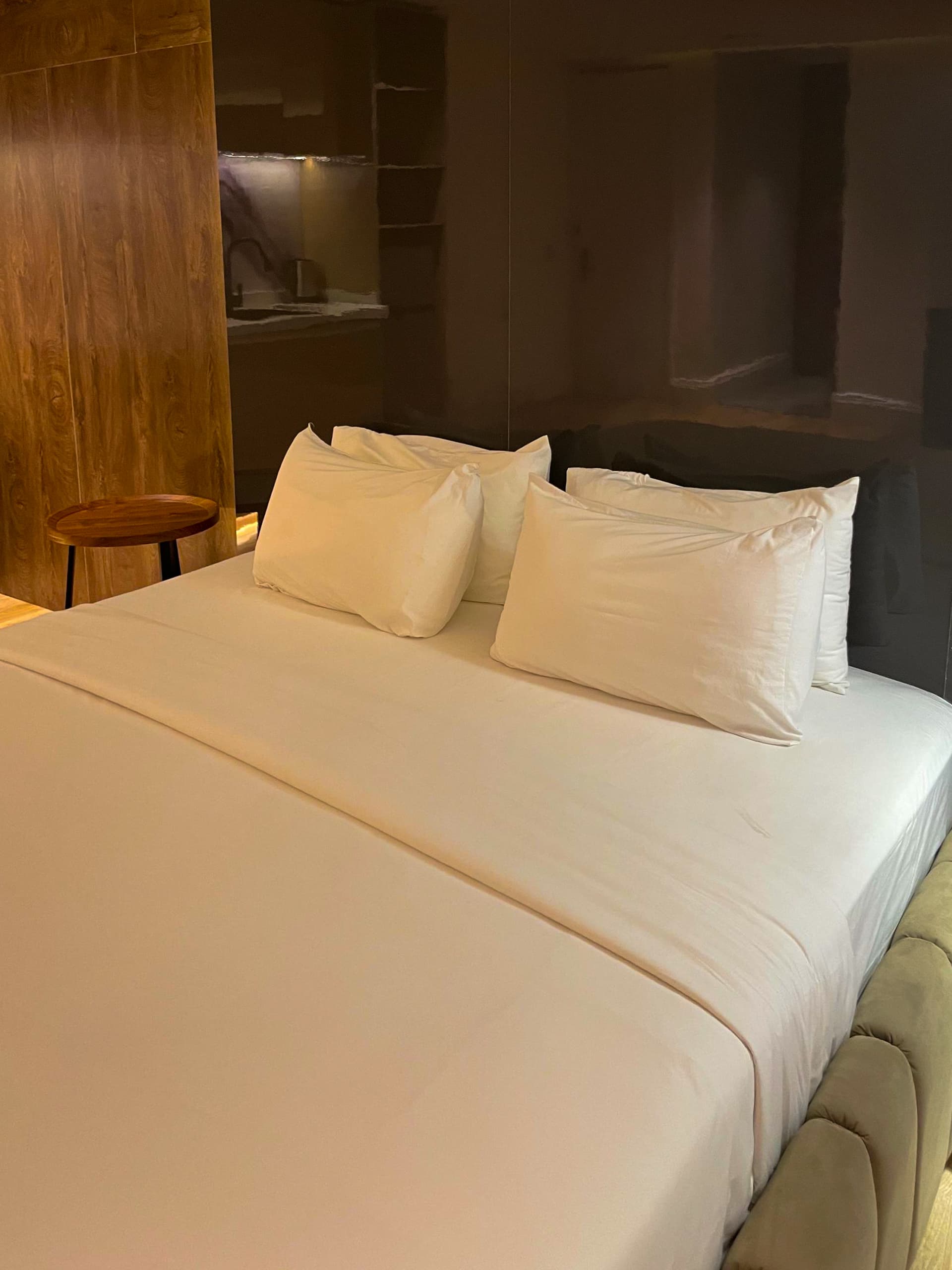 Studio Room — Room 105 at Tavern Residence, photo 5 of 9