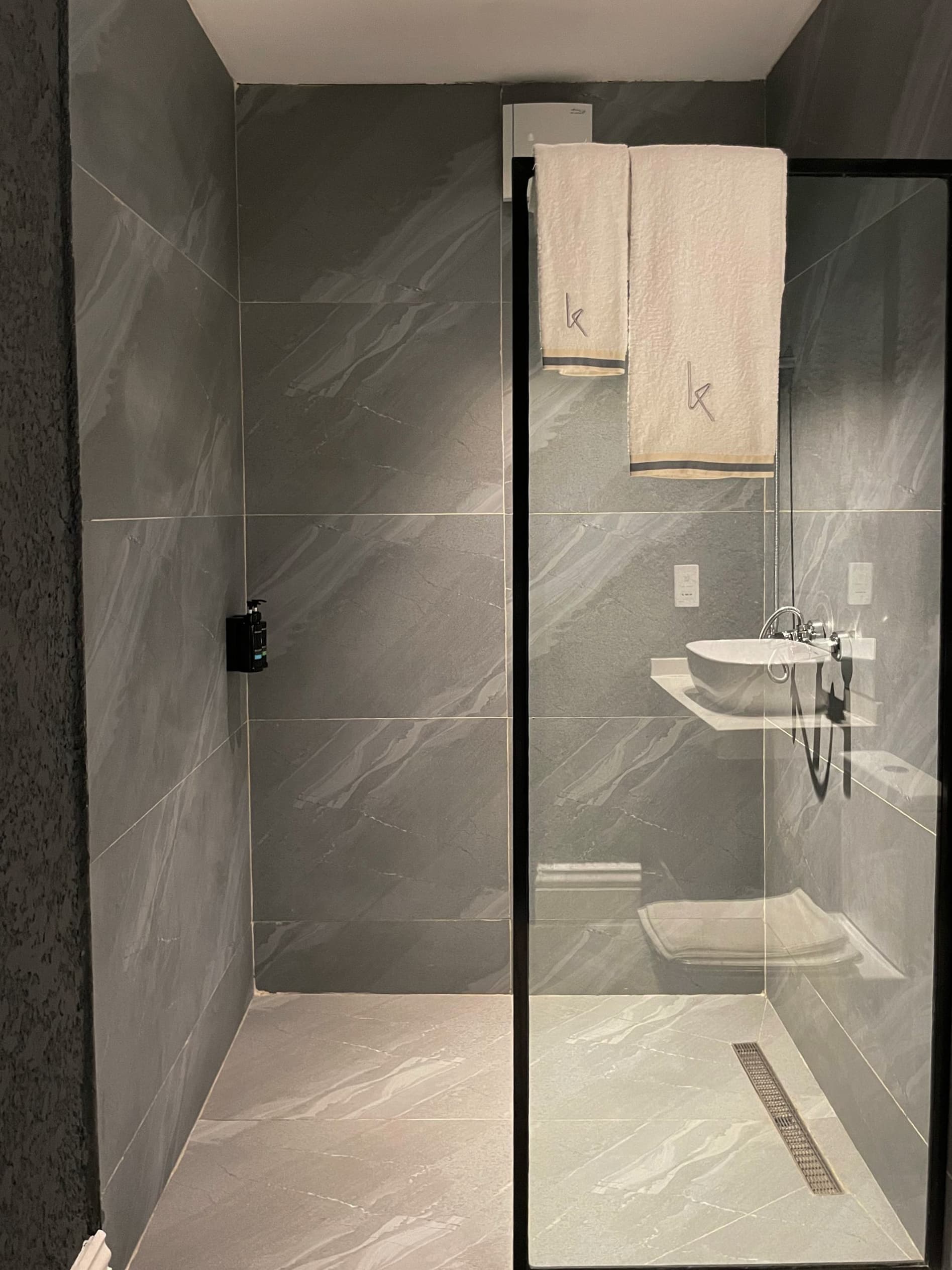 Studio Room — Room 110 at Tavern Residence, photo 10 of 11